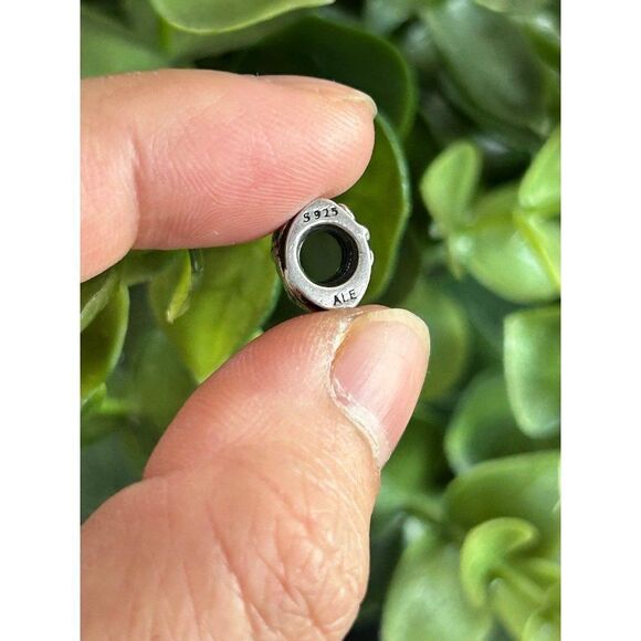 Pandora Flower Square Shaped Charm - Picture 3 of 3